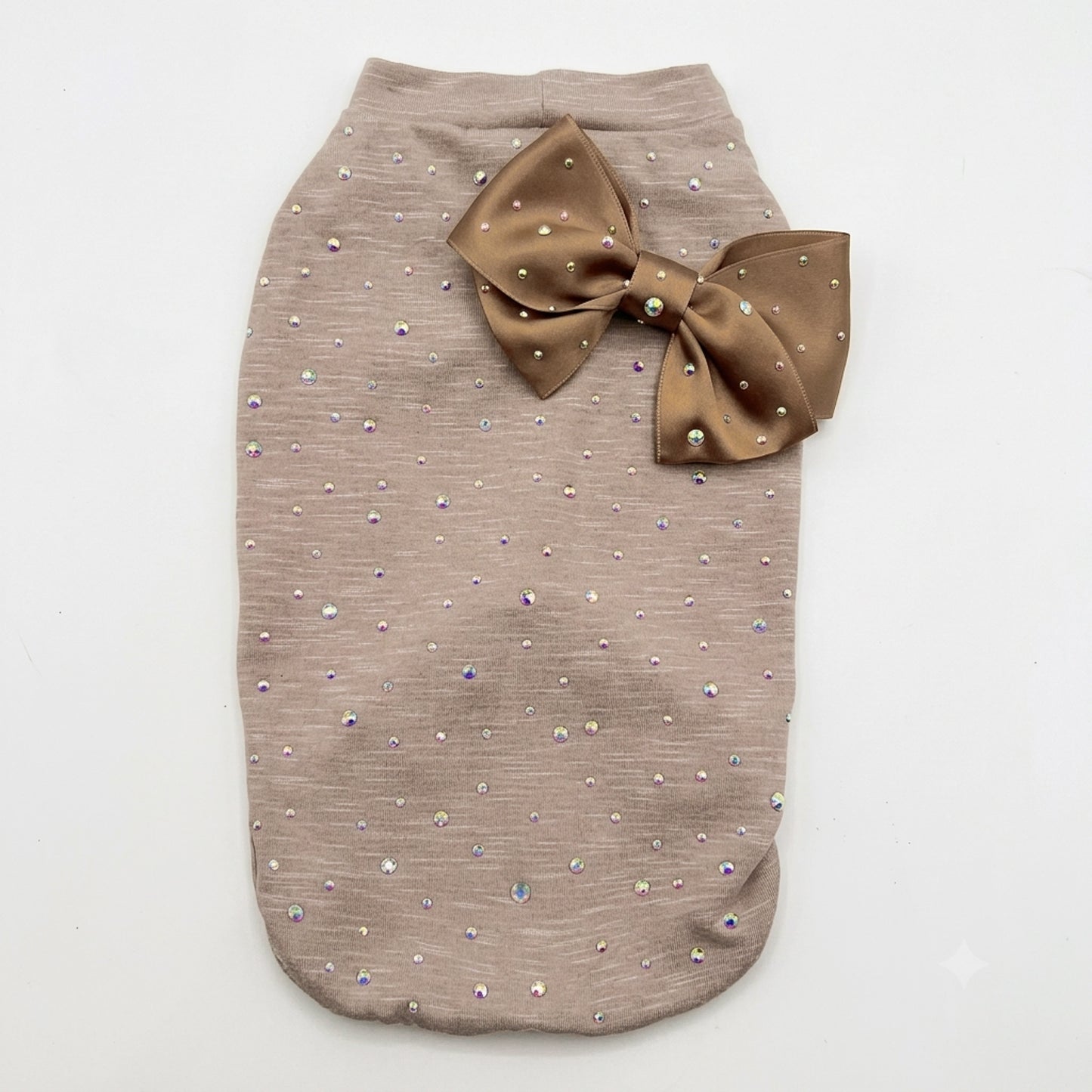 T-shirt Starlight nocciola in misto stretch con cristalli aurora boreale e fiocco in raso per cani piccoli