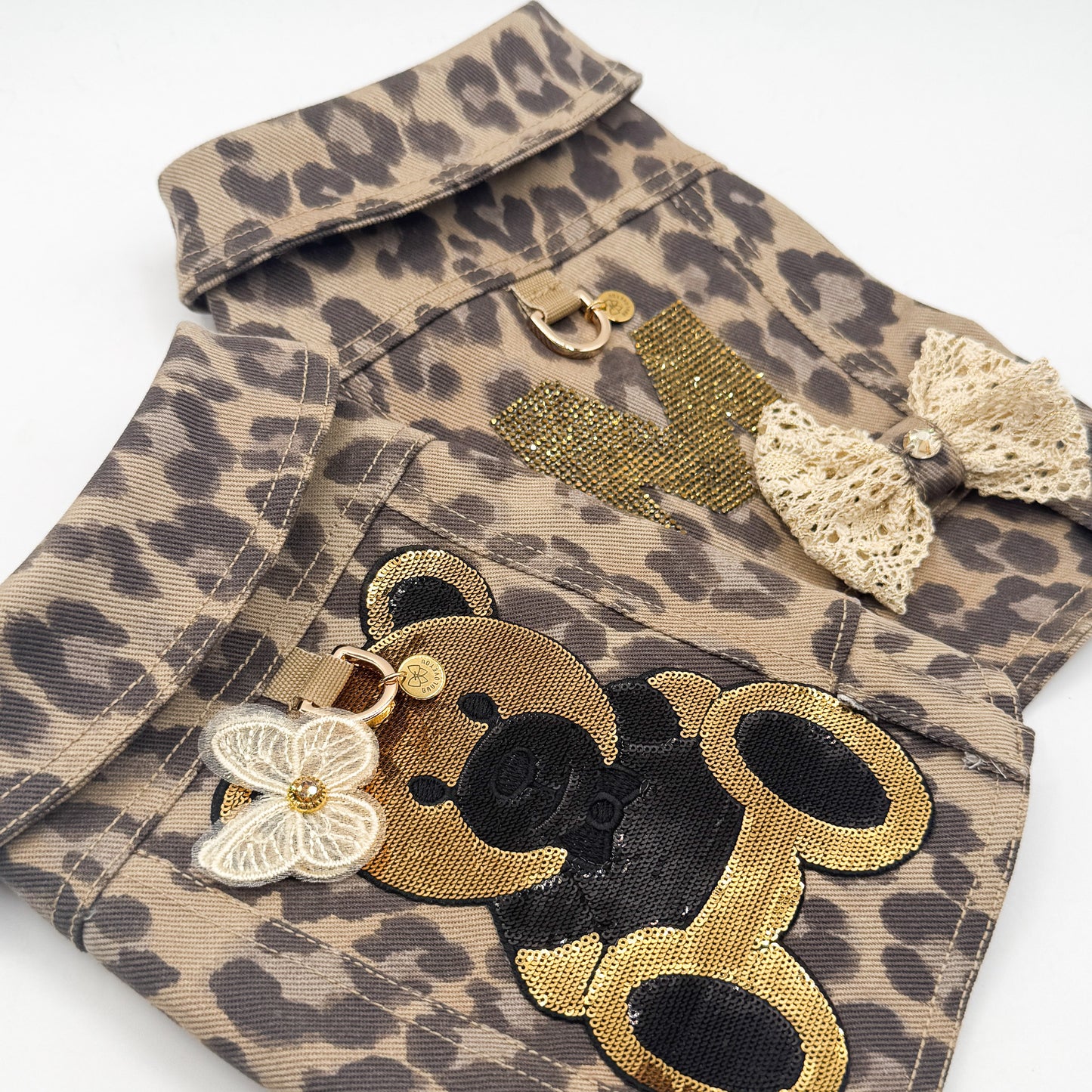 Baujeans couture Savana per cane di piccola taglia in tessuto maculato con decorazioni personalizzabili in cristalli e paillettes – Bauloveyou