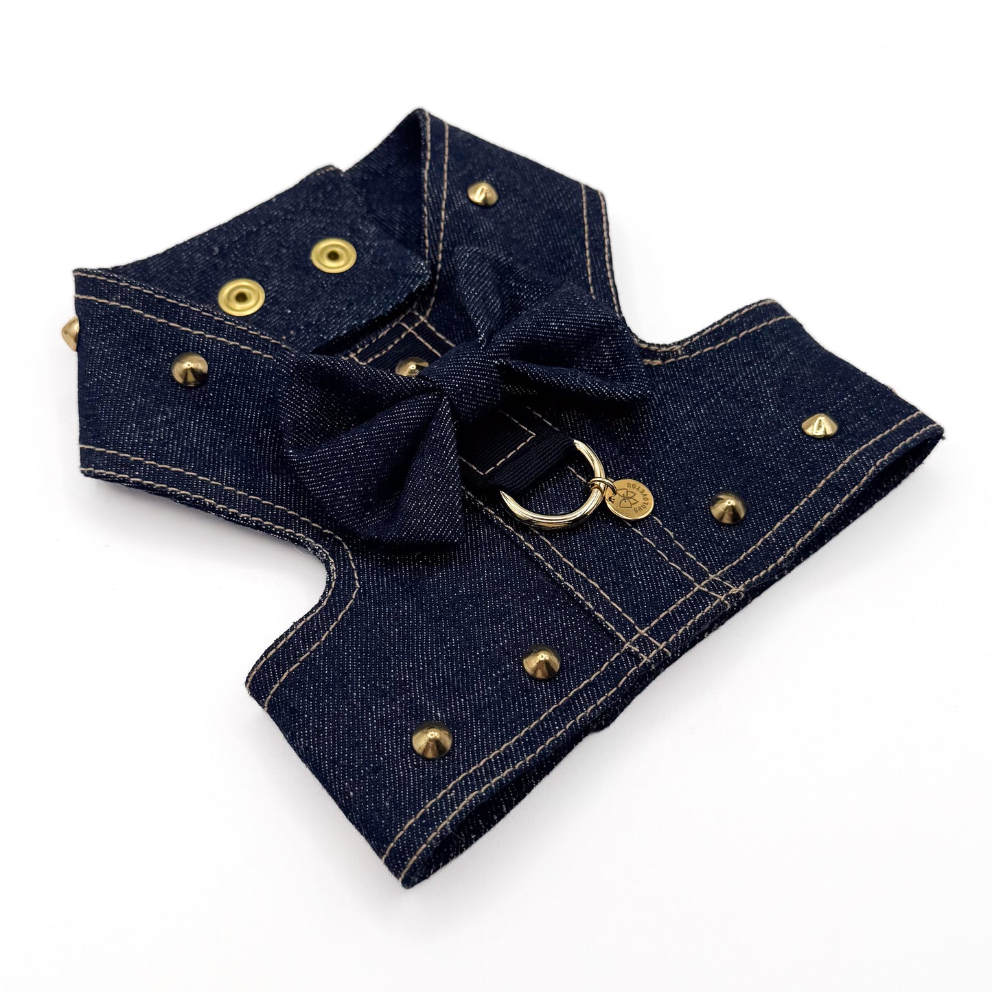 Dettaglio retro brassiere Iron in denim blu con fiocco e aggancio guinzaglio