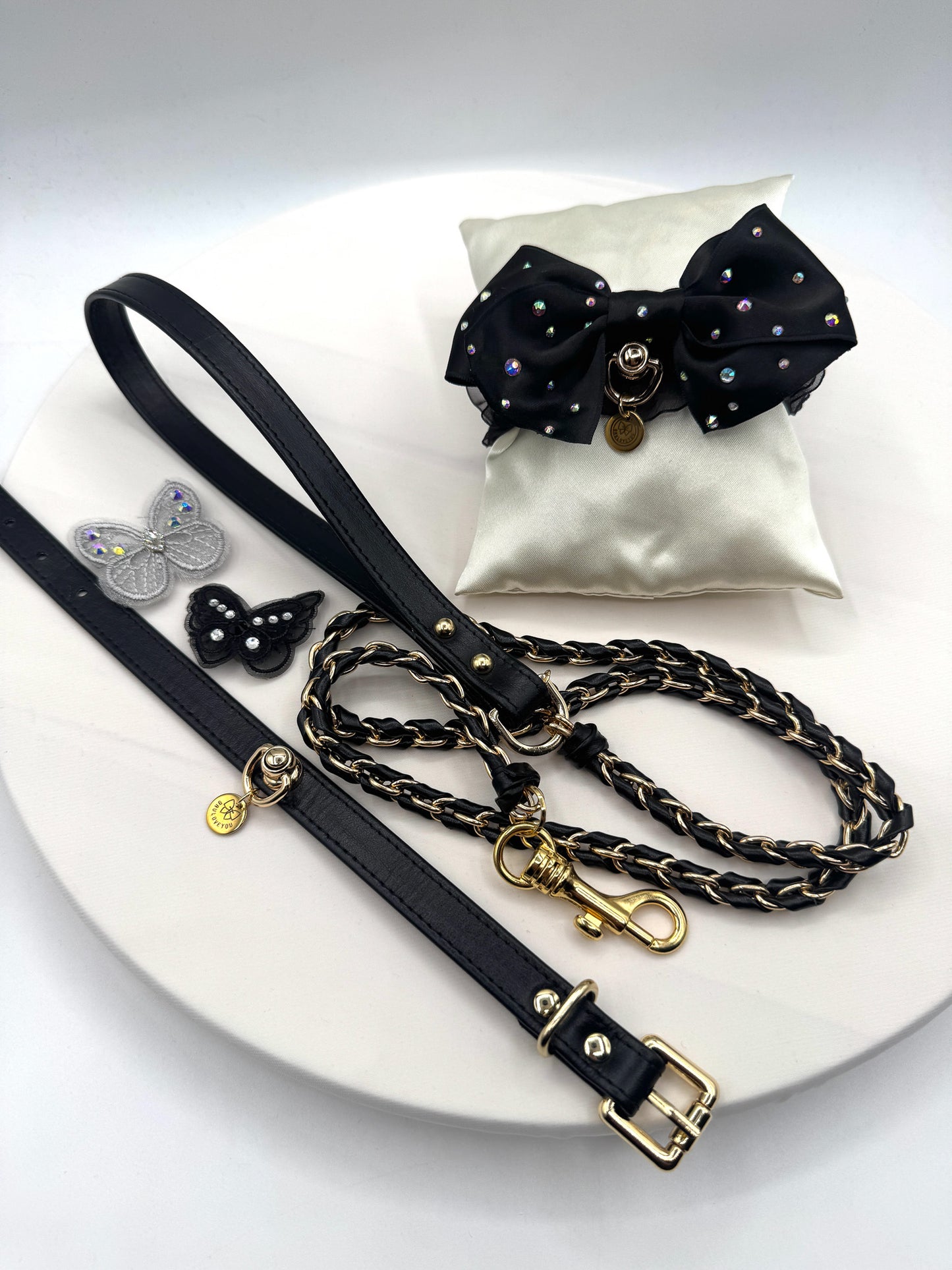Collare Lingerie nero con guinzaglio coordinato in ecopelle per cani piccoli