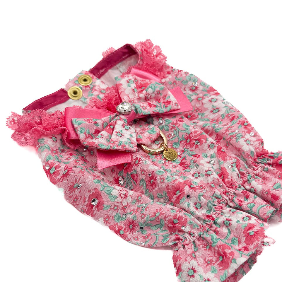 Dettaglio camicina Provenza in cotone rosa con ruche