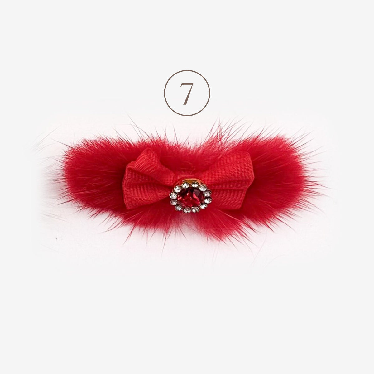 Barretta Fluffy 7, pelliccetta rossa con fiocchetto in gros-grain rosso e cristallo