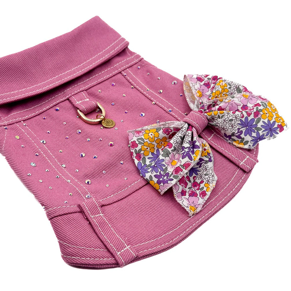 Fronte del BauJeans Couture Stardust fucsia con doppia bottonatura dorata sul davanti