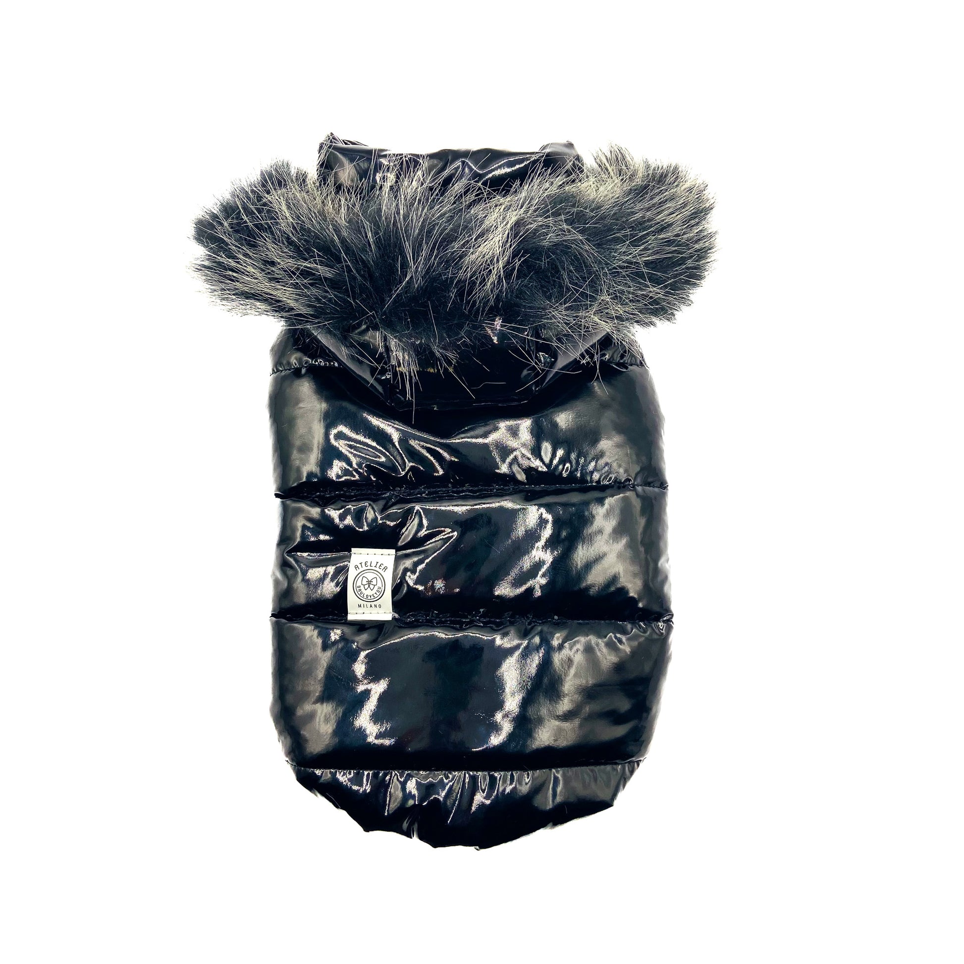 Piumino Plume in vinile nero lucido per cane di piccola taglia con cappuccio e bordo in peluche lungo sfumato