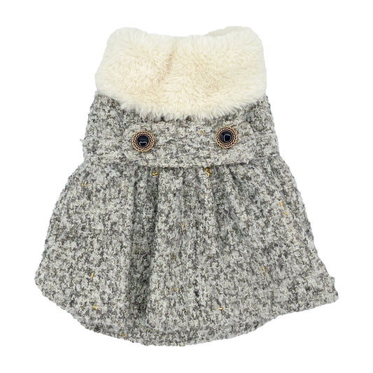 Cappottino Fenice in bouclé grigio con collo in pelliccetta bianca, martingala e bottoni gioiello